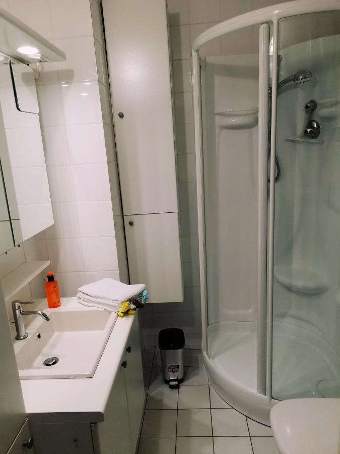 Modern Studio Direct Seaview & Free Parking Oostende Bagian luar foto